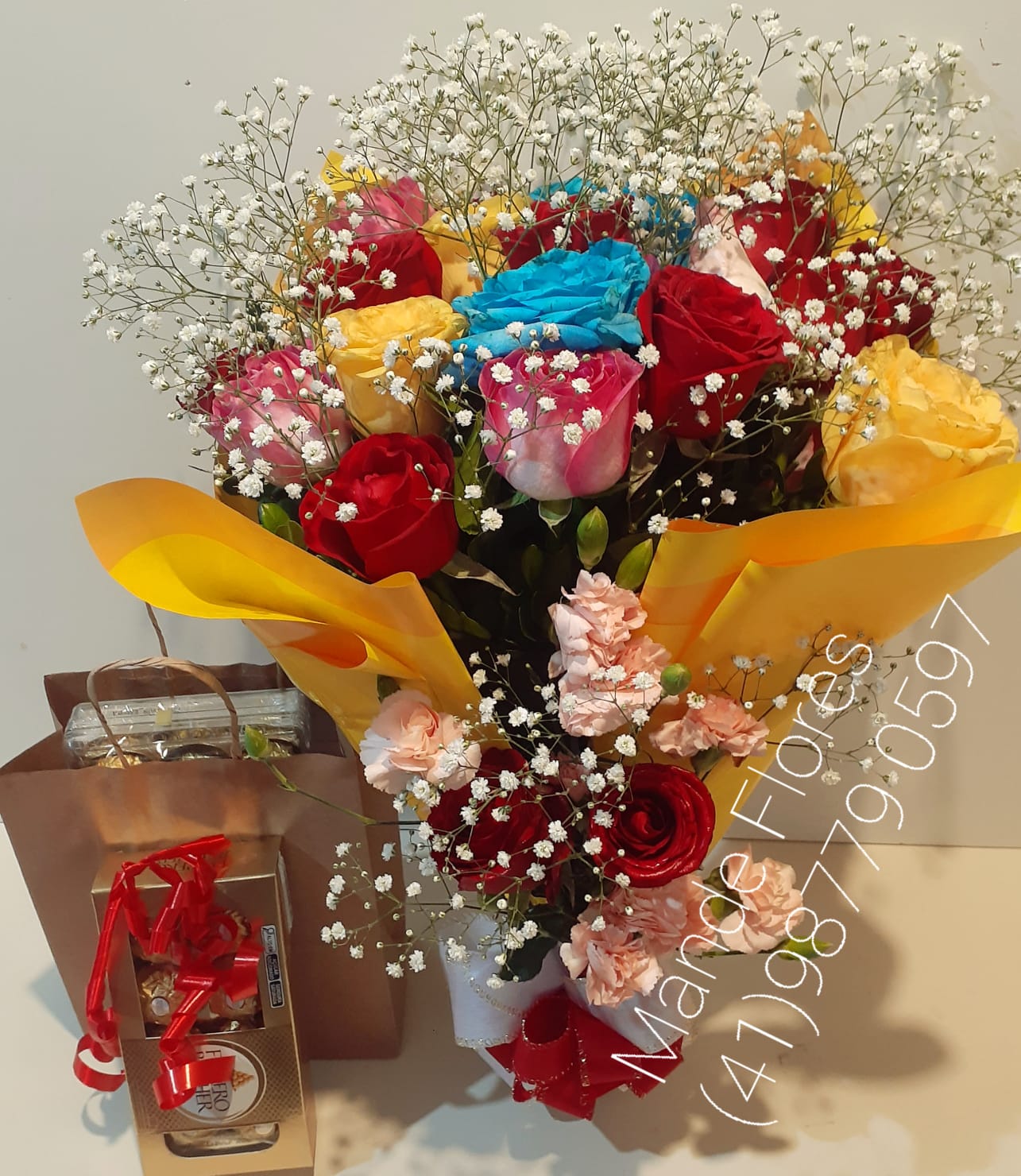 Coloridas com chocolate